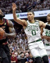  塔图姆35分绿军横扫猛龙  