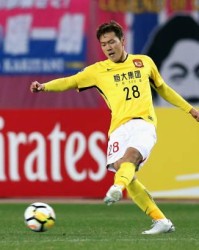  朗斯铁卫乌龙球葬送关键战役  