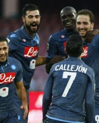  那不勒斯客场惨败乌迪内斯跌出欧冠区  