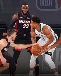  凯尔特人逆转雄鹿锁定东部决赛席位  