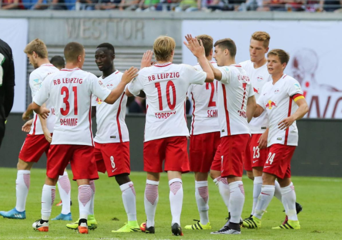  莱比锡红牛主场大胜柏林联合稳居前三甲  